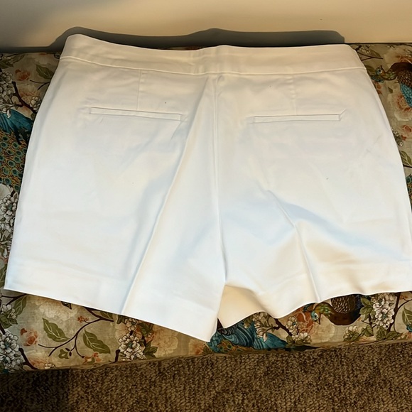Banana Republic Shorts - Picture 2 of 2